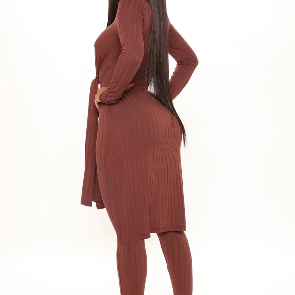 Chic Brown Ribbed Knit Set - Picture 3 of 5